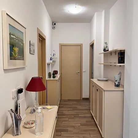 In Piazza Apartamento *