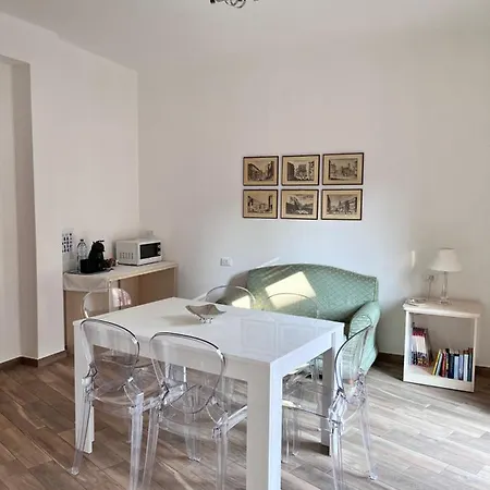 In Piazza Apartamento