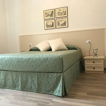 In Piazza * بولونيا