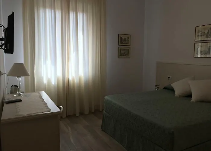 In Piazza بولونيا