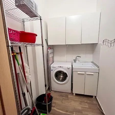 Apartment In Piazza Bologna